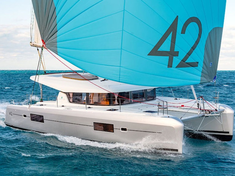 Catamaran rental in Can Pastilla - Lagoon Lagoon 42