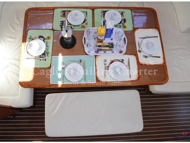 Bavaria Cruiser 51 in Cagliari on SamBoat