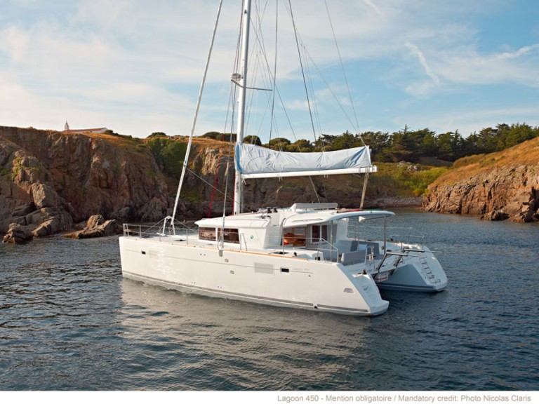 Lagoon Lagoon 450 F in Olbia on SamBoat