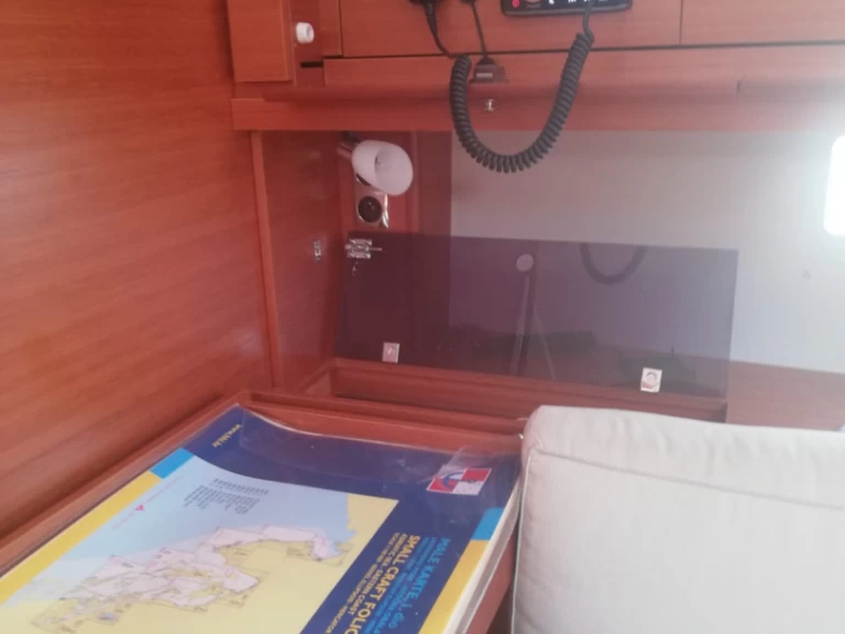 Sailboat rental with or without captain Dufour Medulin