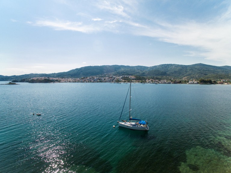 Sailboat for rent Deme of Volos at the best price