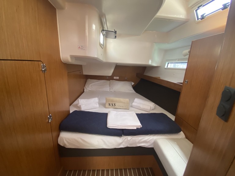 Sailboat rental with or without captain Bavaria Castiglioncello