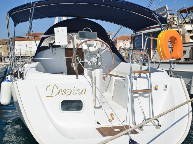 Yacht charter Biograd na Moru cheap Oceanis 323 Clipper