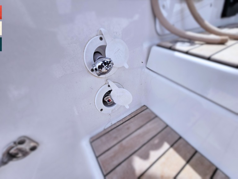 Boat rental Dufour Dufour 470 in Rogoznica on Samboat