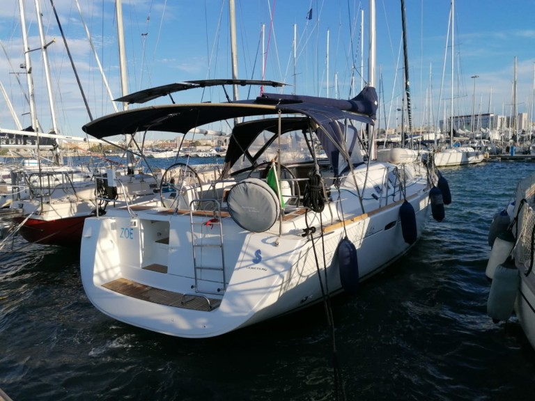 Boat rental Bénéteau Oceanis 46 in Bari on Samboat