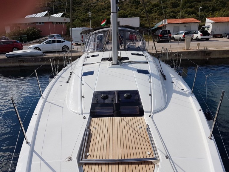 Jeanneau Jeanneau 54 in Pirovac on SamBoat