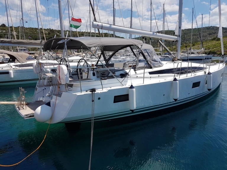 Sailboat rental in Pirovac - Jeanneau Jeanneau 54