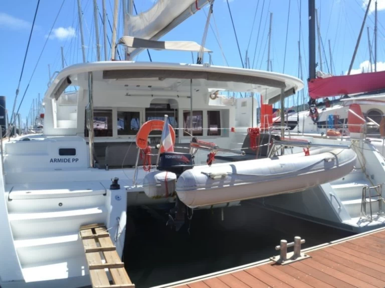 Rent a Lagoon Lagoon 450 Le Marin