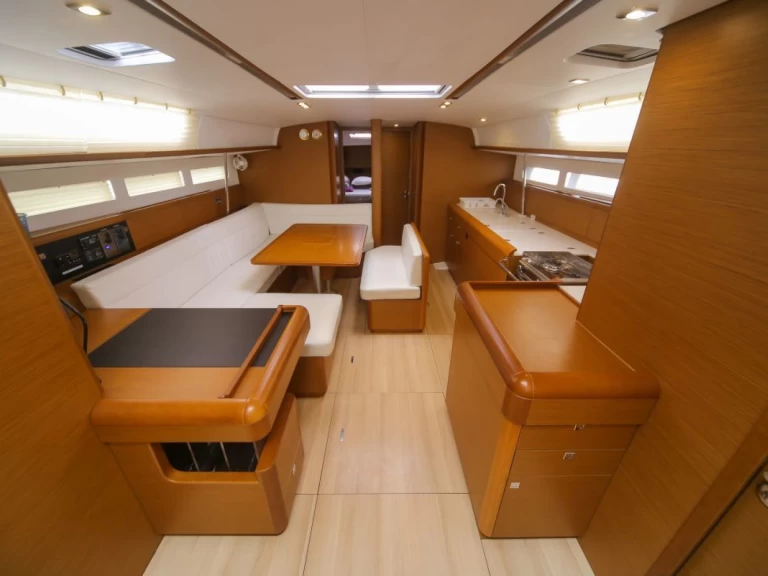 Bareboat Rental Sailboat Jeanneau with a boat licence