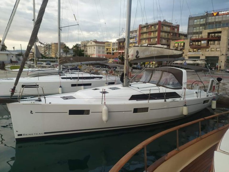 Bénéteau Oceanis 41.1 charter bareboat or captained in  Deme of Volos