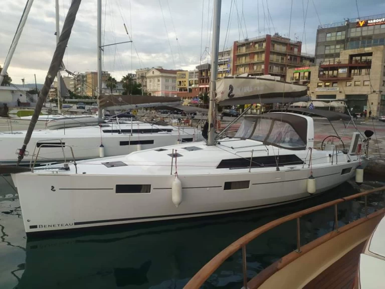 Bénéteau Oceanis 41.1 charter bareboat or captained in  Deme of Volos
