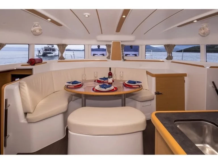 Catamaran rental with or without captain Lagoon Lefkáda