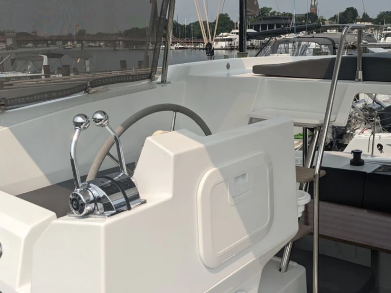 Boat rental Fountaine Pajot Astrea 42 in Marsh Harbour on Samboat