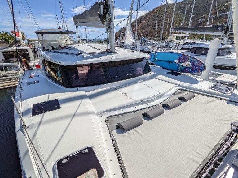 Boat rental Fountaine Pajot Lucia 40 in Frenchtown on Samboat