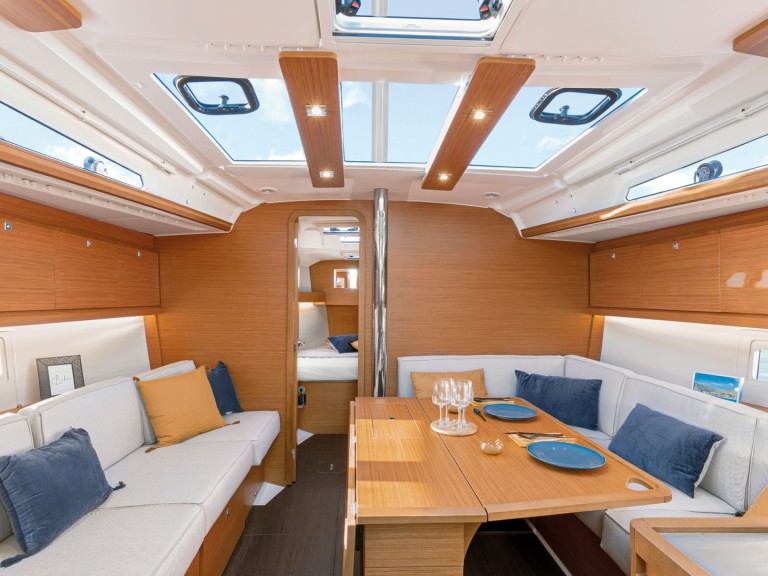Sailboat rental in Ajaccio - Dufour Dufour 390 GL