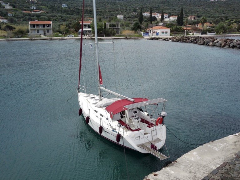 Sailboat rental in Palaio Faliro - Bénéteau Oceanis 393 Clipper
