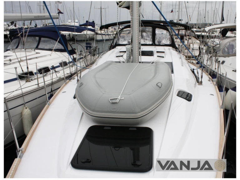 Sailboat for rent Biograd na Moru at the best price