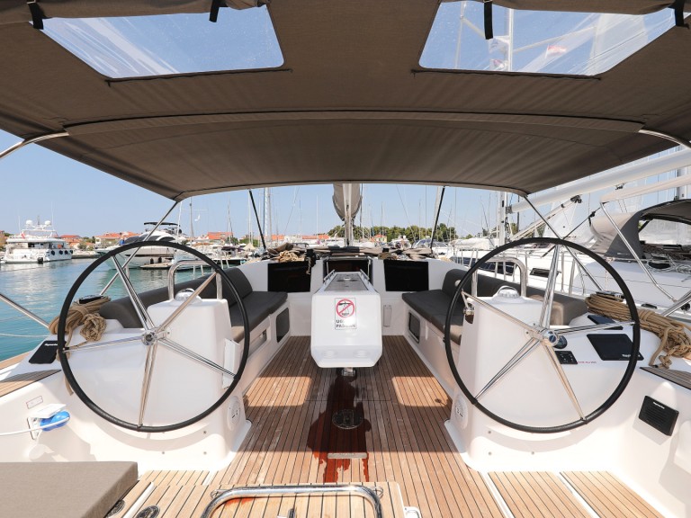 Sailboat rental in Zadar - Dufour Dufour 460 Grand Large