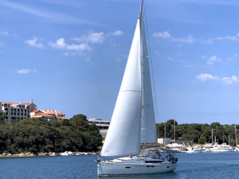 Yacht charter Pula cheap Sun Odyssey 479
