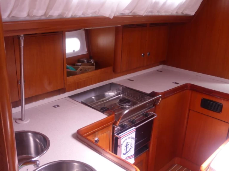 Sailboat rental with or without captain Elan Lefkáda
