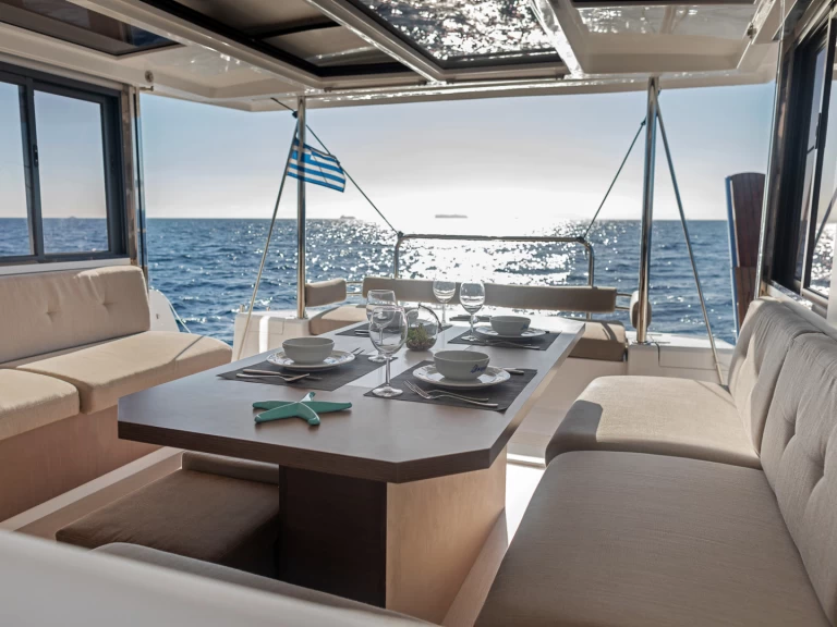 Yacht charter Lefkáda cheap Bali 4.2