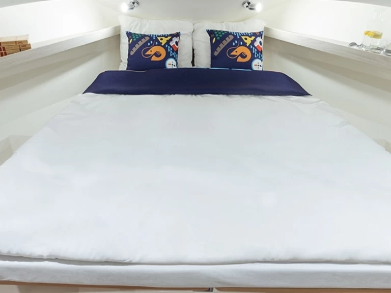 Premier Horizon 1 charter bareboat or captained in  Saint-Gilles du Gard