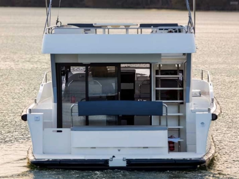 Rent a Premier Horizon 1 Saint-Gilles du Gard