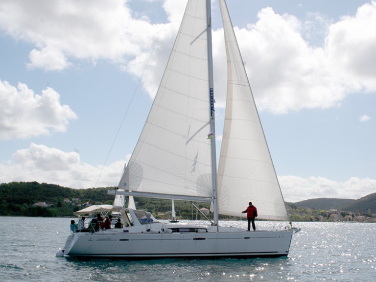 Bareboat Rental Sailboat Bénéteau with a boat licence