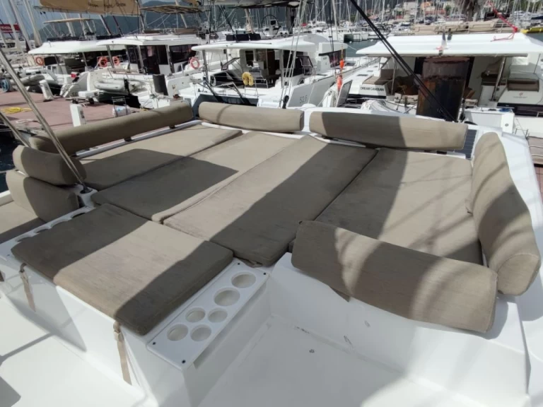 Rent a Bali Bali Catspace Voile Le Marin