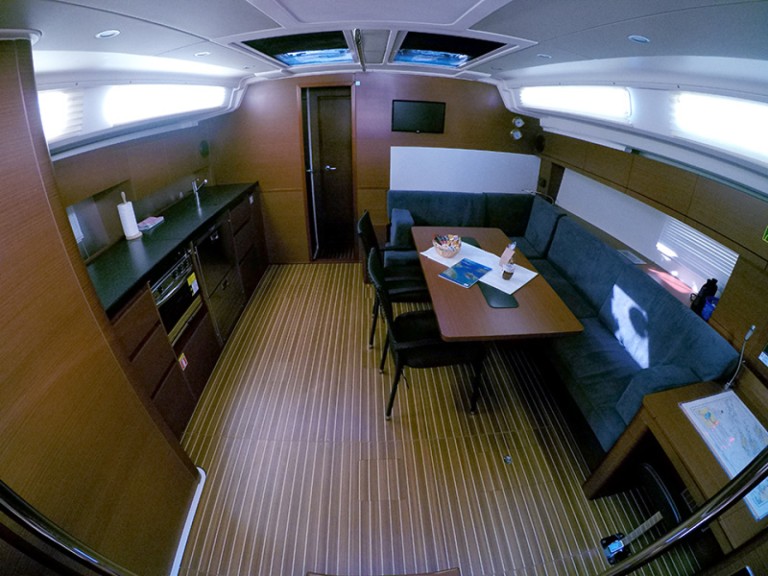 Hanse Hanse 508 in Šibenik on SamBoat