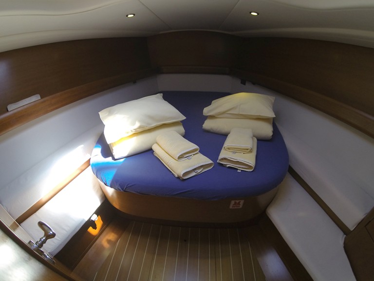 Rent a Grand Soleil Grand Soleil 45 Šibenik