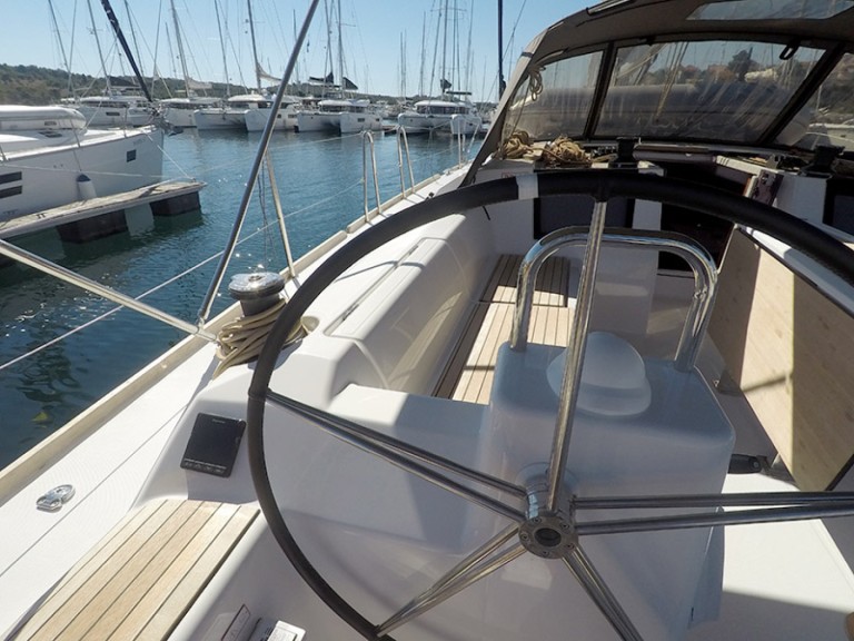 Bareboat Rental Sailboat Dufour with a boat licence