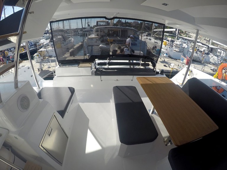 Rent a Fountaine Pajot Astrea 42 Šibenik