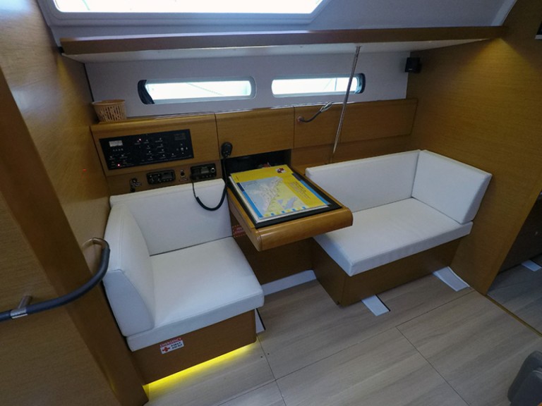 Sailboat rental in Šibenik - Jeanneau Sun Odyssey 449