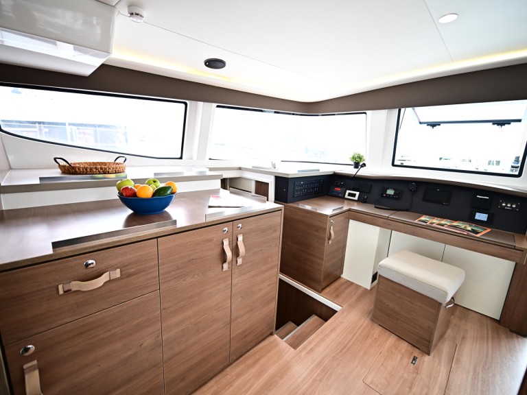 Rent a Bali Catamarans Bali 4.8 Salerno