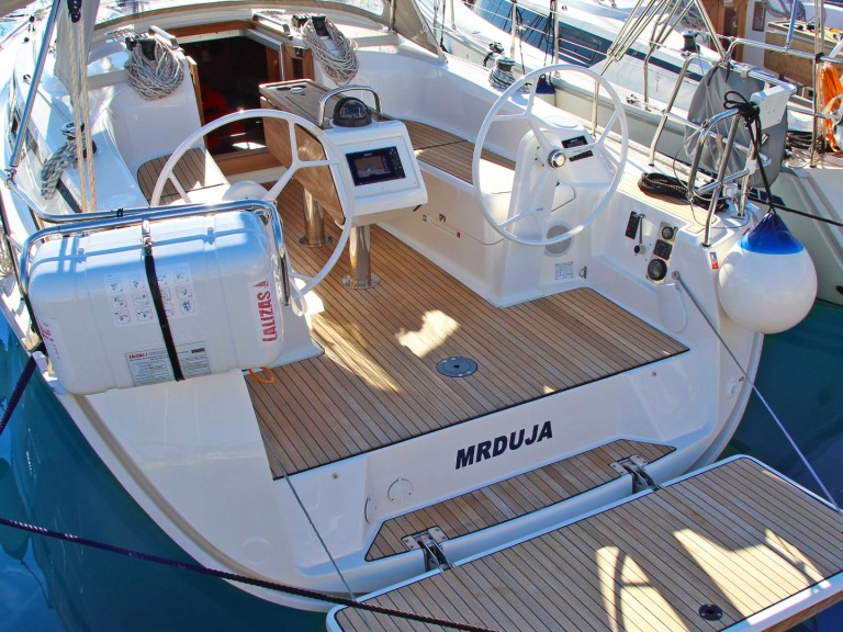 Bavaria Cruiser 34 in Split on SamBoat