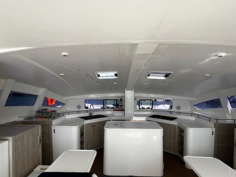 Rent a Island Spirit Yachts Island Spirit 410 Mai Khao