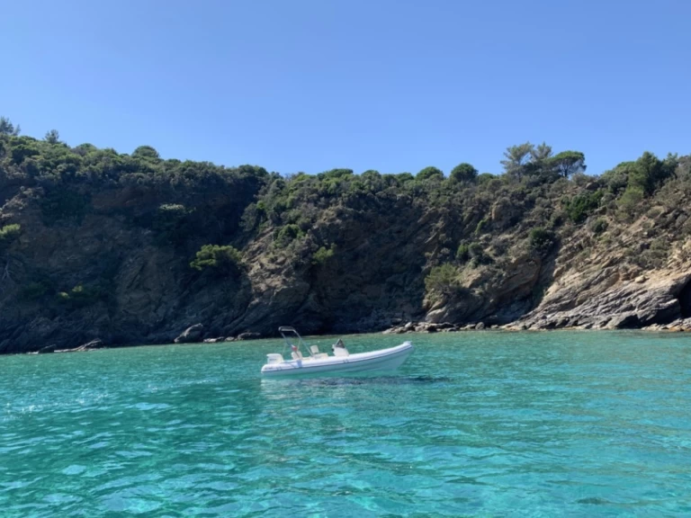 RIB for rent Cavalaire-sur-Mer at the best price