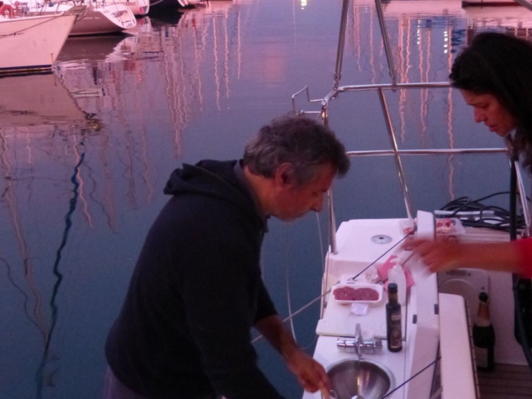 Dufour Dufour 360  in Portimão on SamBoat