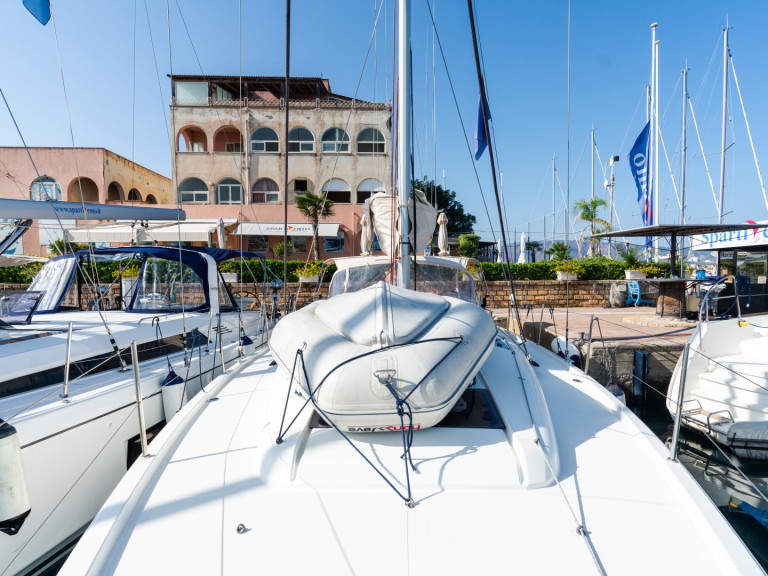 Sailboat rental with or without captain Jeanneau Furnari