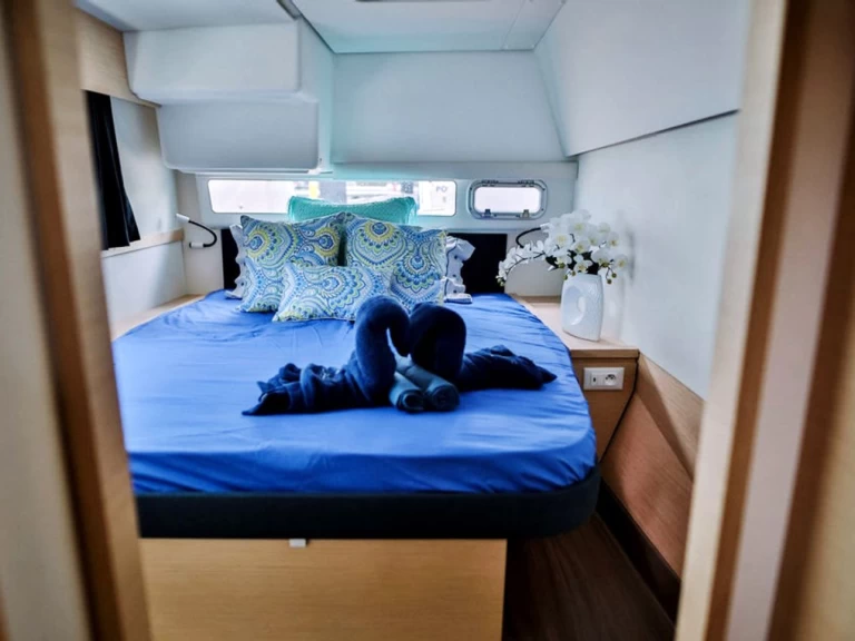 Bareboat Rental Catamaran Fountaine Pajot with a boat licence