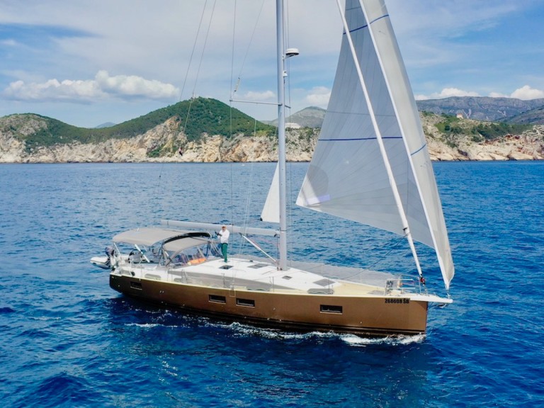 Sailboat for rent Mandalina Marina at the best price