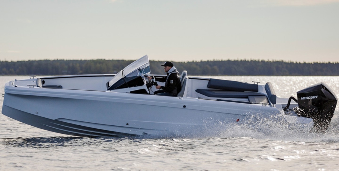 Rent a Motorboat Axopar 22 Spyder in Pointe-à-Pitre (TROPIKAL