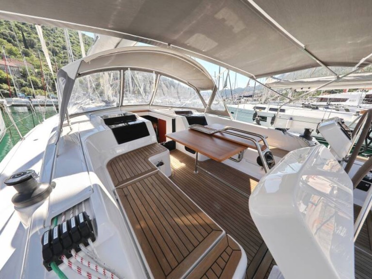 Yacht charter Mandalina Marina cheap Hanse 458