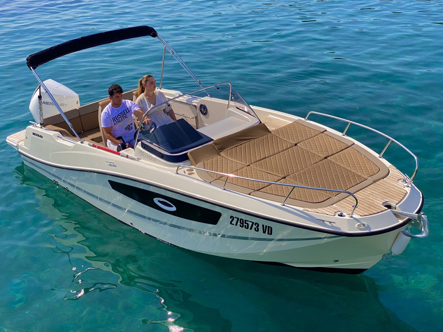 Rent a Motorboat Quicksilver Activ 755 Sundeck in Tribunj | SamBoat