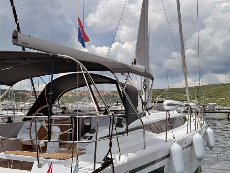 Sailboat for rent Marina Punat at the best price