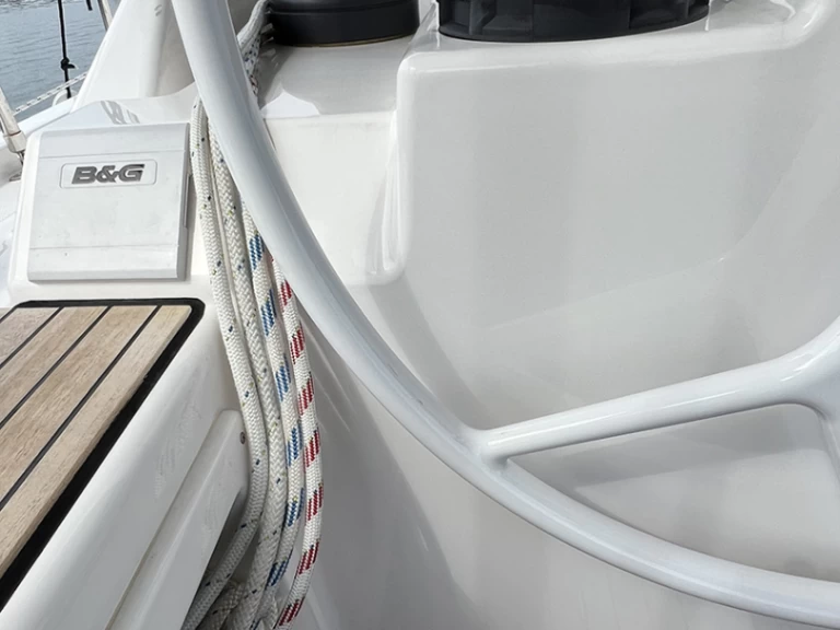 Bareboat Rental Sailboat Bavaria with a boat licence