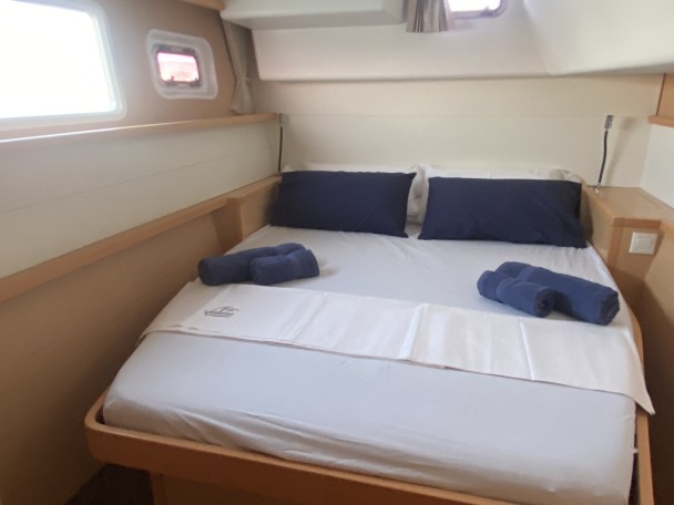 Rent a Lagoon Lagoon 450 F Ibiza Town