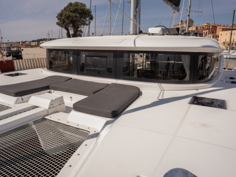 Rent a Lagoon Lagoon 46 Nettuno