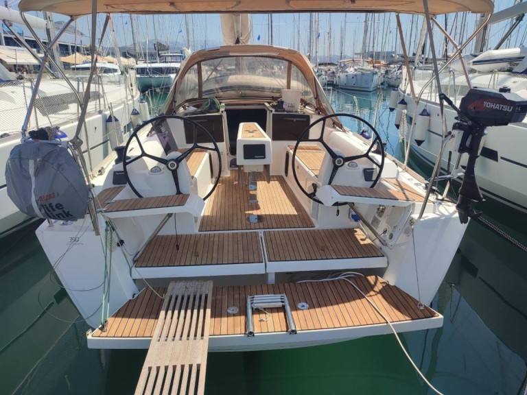 Dufour Dufour 350 Grand Large in Izola on SamBoat